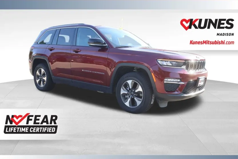 2023 Jeep Grand Cherokee 4xe photo 1