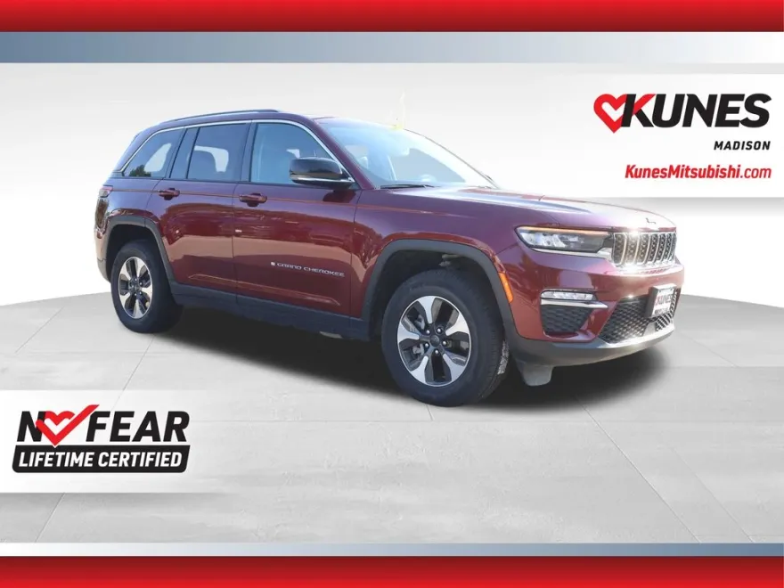 2023 Jeep Grand Cherokee 4xe photo 1