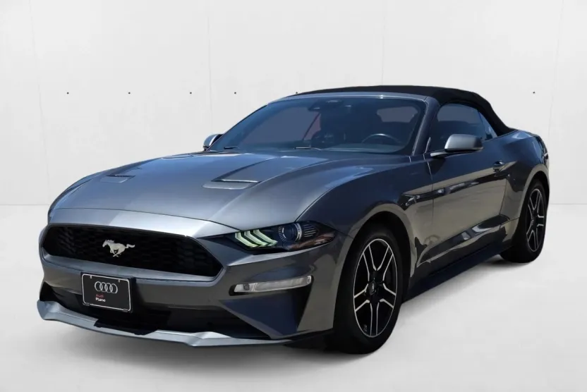2021 Ford Mustang EcoBoost Premium photo 1