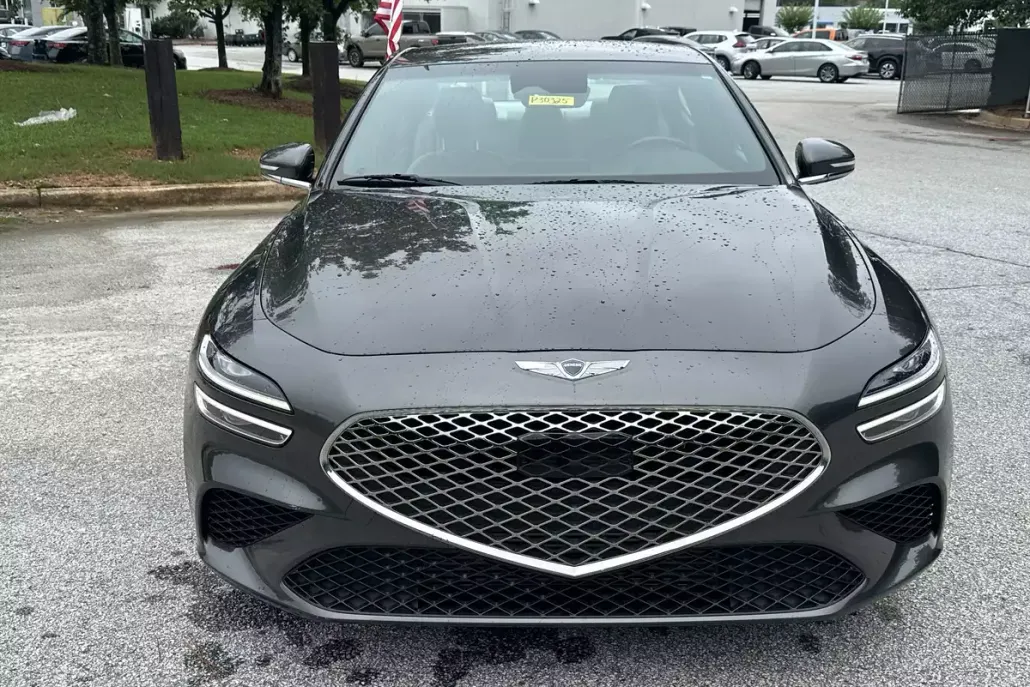 2023 Genesis G70 2.0T photo 1