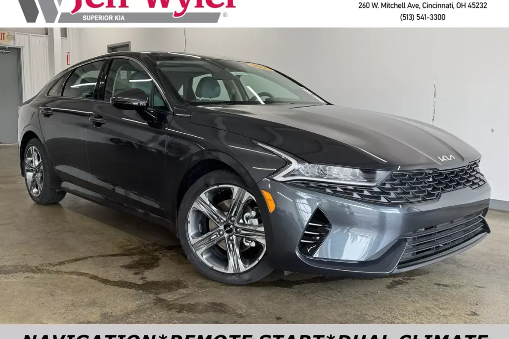 2023 Kia K5 EX photo 1
