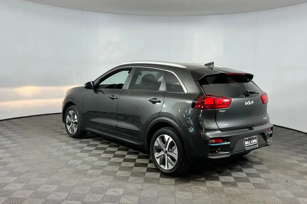 2022 Kia Niro S EX photo 1