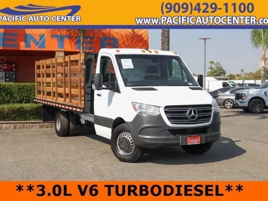 2019 Mercedes Benz Sprinter 4500 Standard Roof photo 1