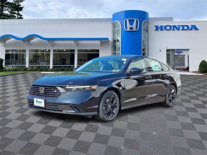 2025 Honda Accord SE photo 1