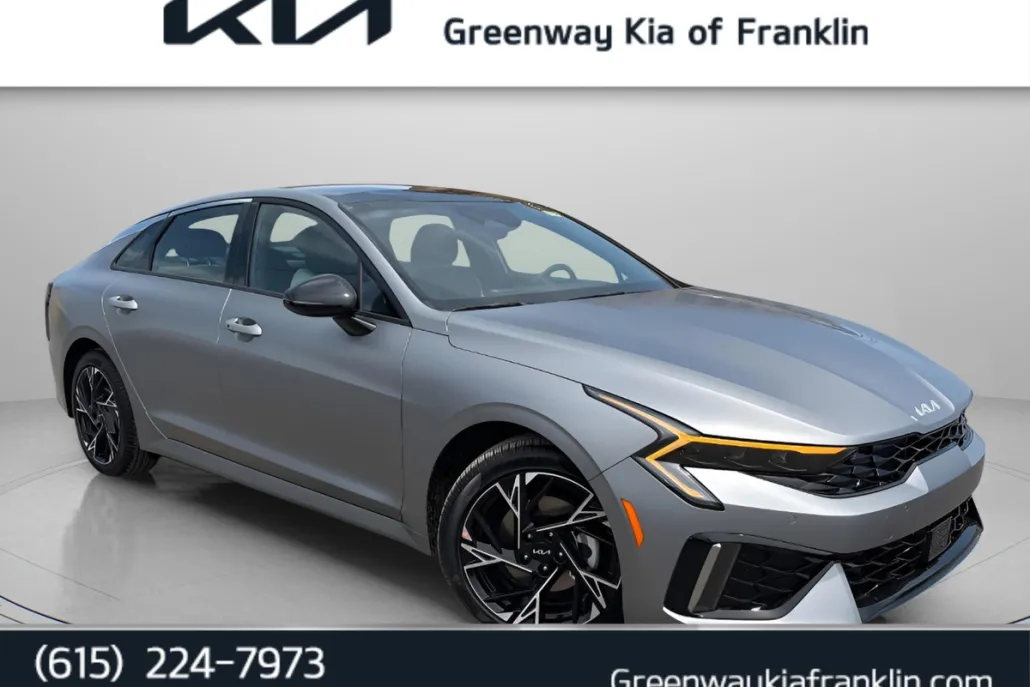 2025 Kia K5 GT-Line photo 1