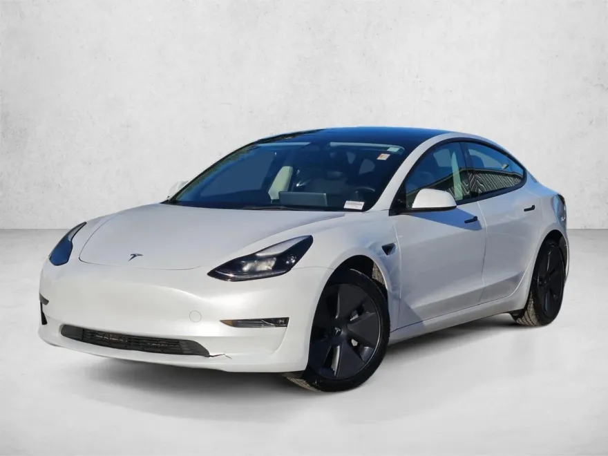 2023 Tesla Model 3 Long Range photo 1