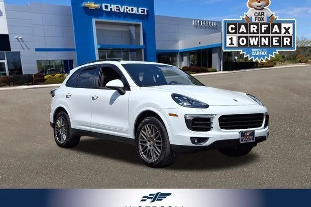 2018 Porsche Cayenne Platinum Edition photo 1