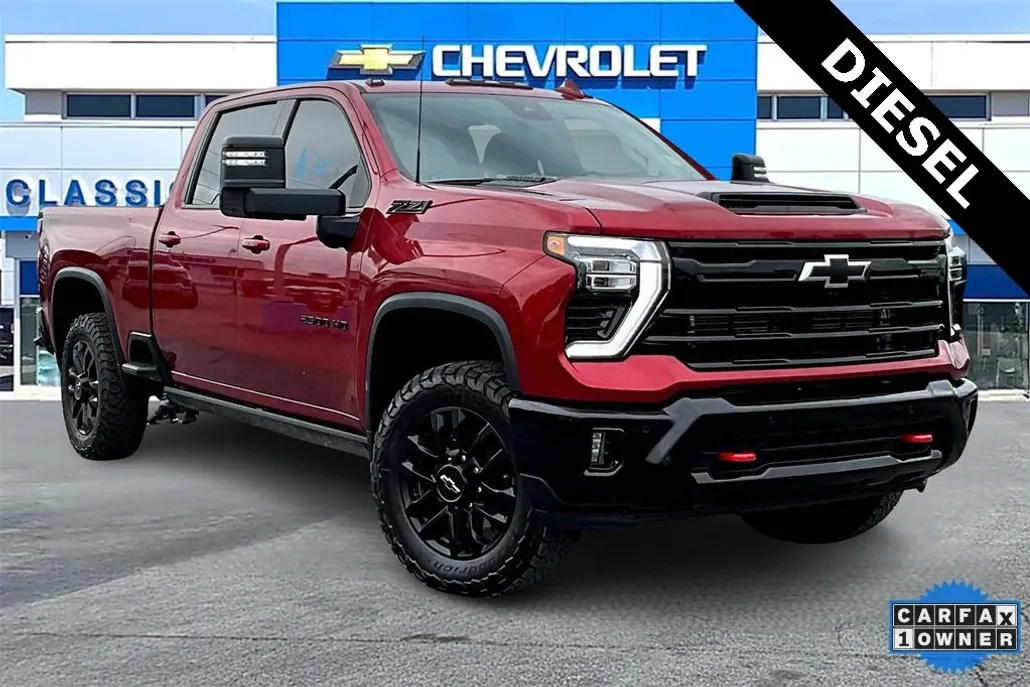 2025 Chevrolet Silverado 2500HD LTZ photo 1