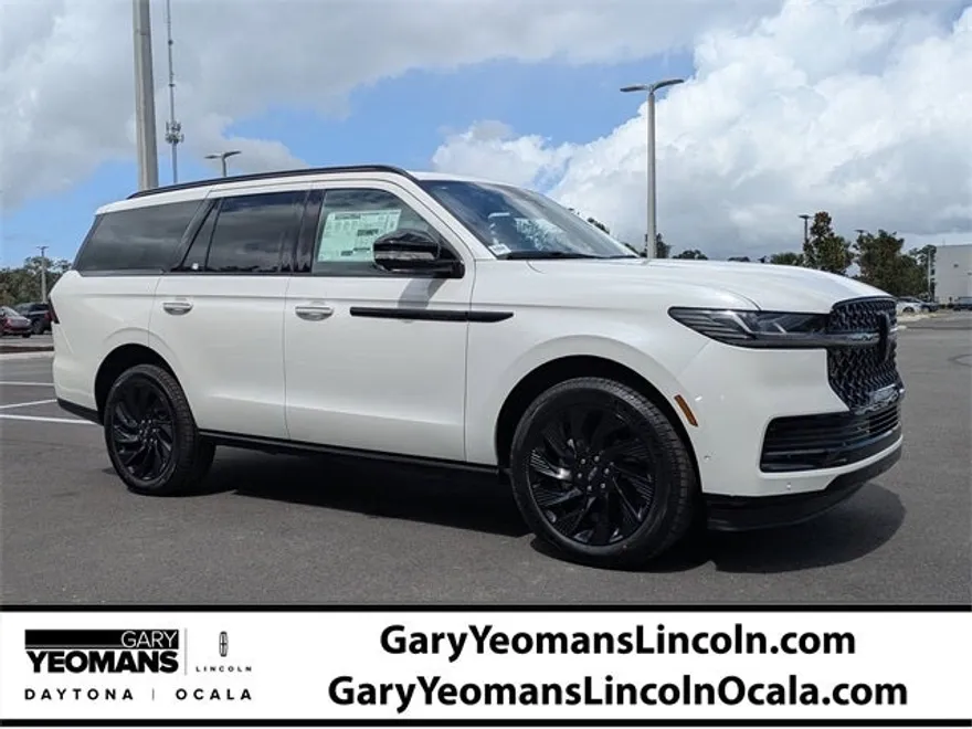 2025 Lincoln Navigator Reserve photo 1