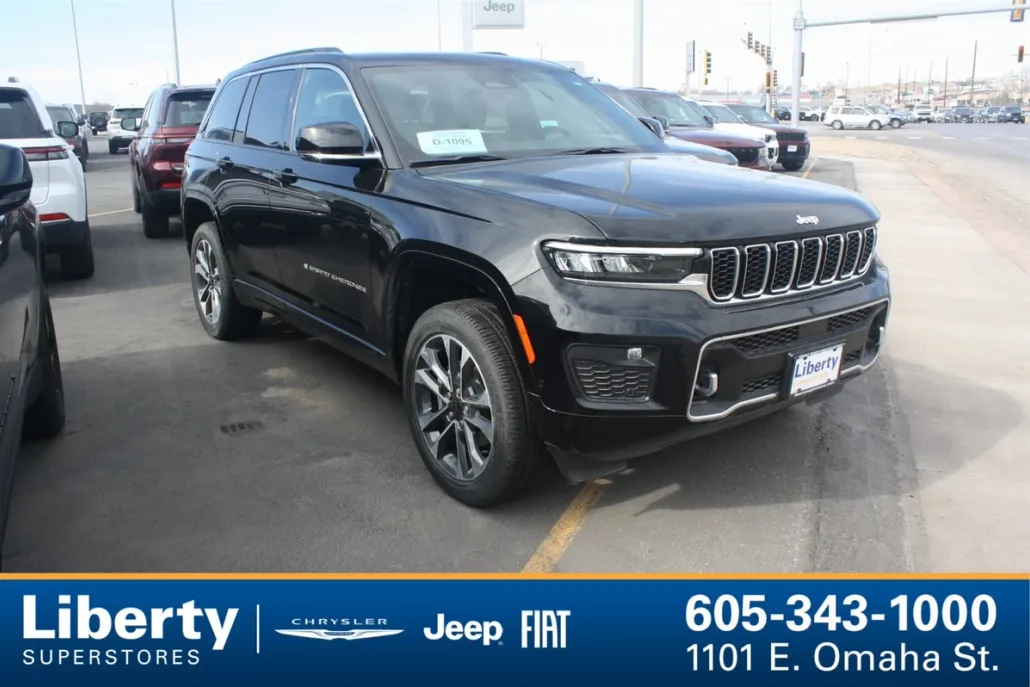 2025 Jeep Grand Cherokee Overland Sport photo 1