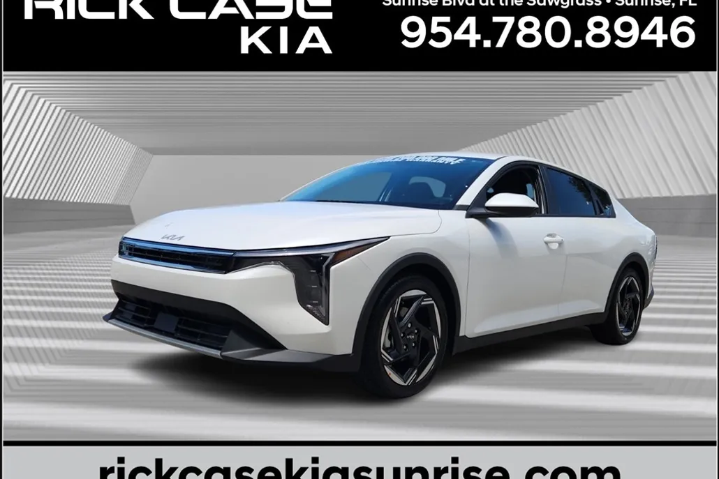 2025 Kia K4 EX photo 1