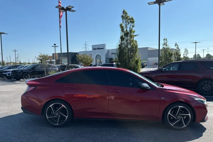 2022 Hyundai Elantra N Line photo 1