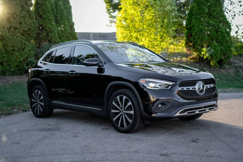2021 Mercedes Benz GLA 250 4MATIC photo 1