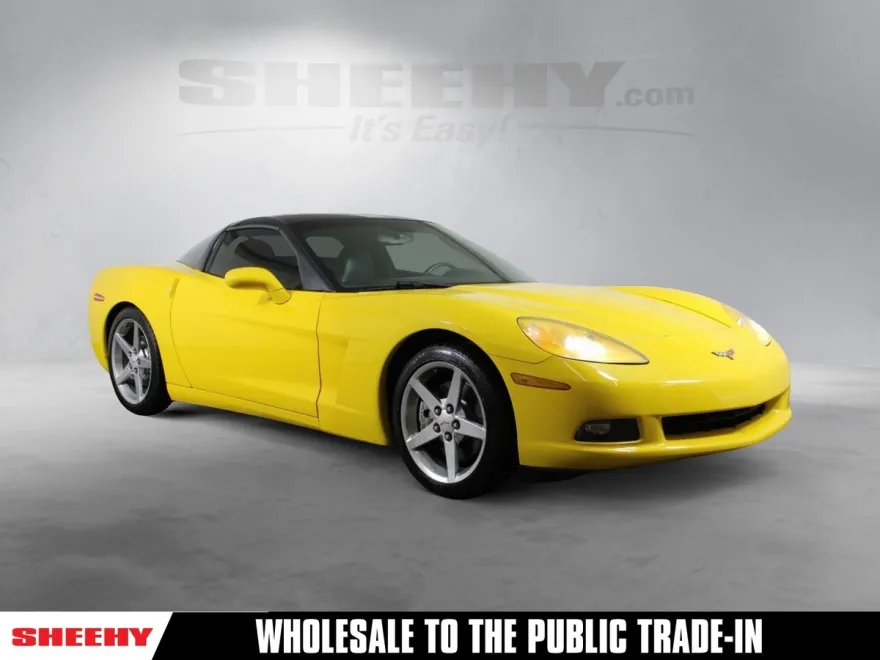 2005 Chevrolet Corvette Base photo 1