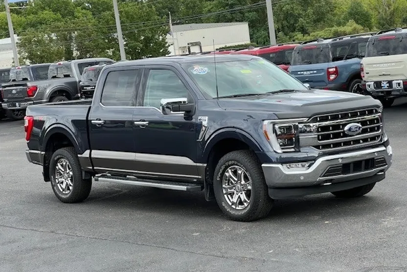 2022 Ford F-150 Lariat photo 1