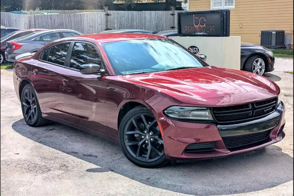 2020 Dodge Charger SXT photo 1