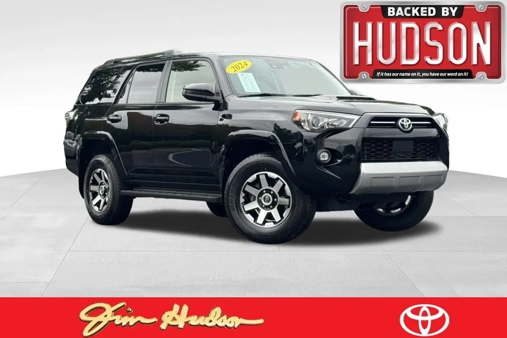 2024 Toyota 4Runner TRD Off-Road photo 1