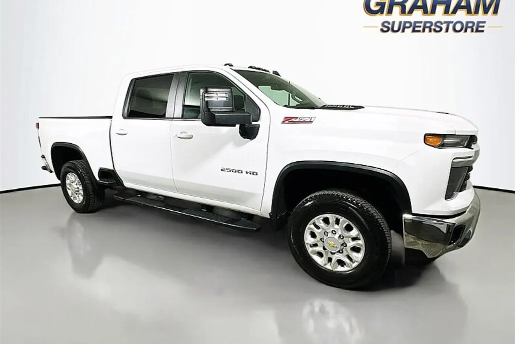 2024 Chevrolet Silverado 2500HD LT photo 1