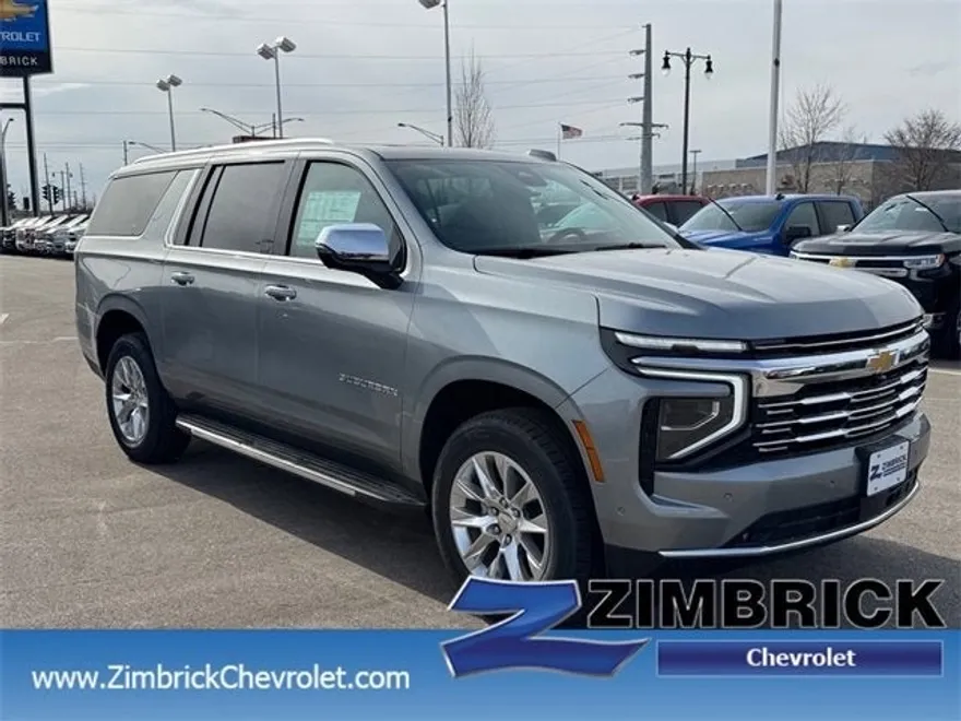 2025 Chevrolet Suburban Premier photo 1