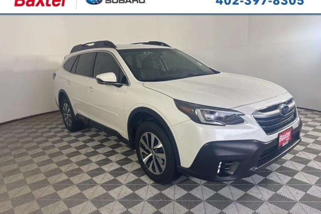 2020 Subaru Outback Premium photo 1