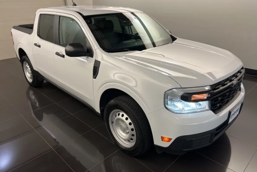 2022 Ford Maverick XL photo 1