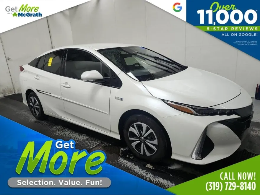2018 Toyota Prius Prime Premium photo 1