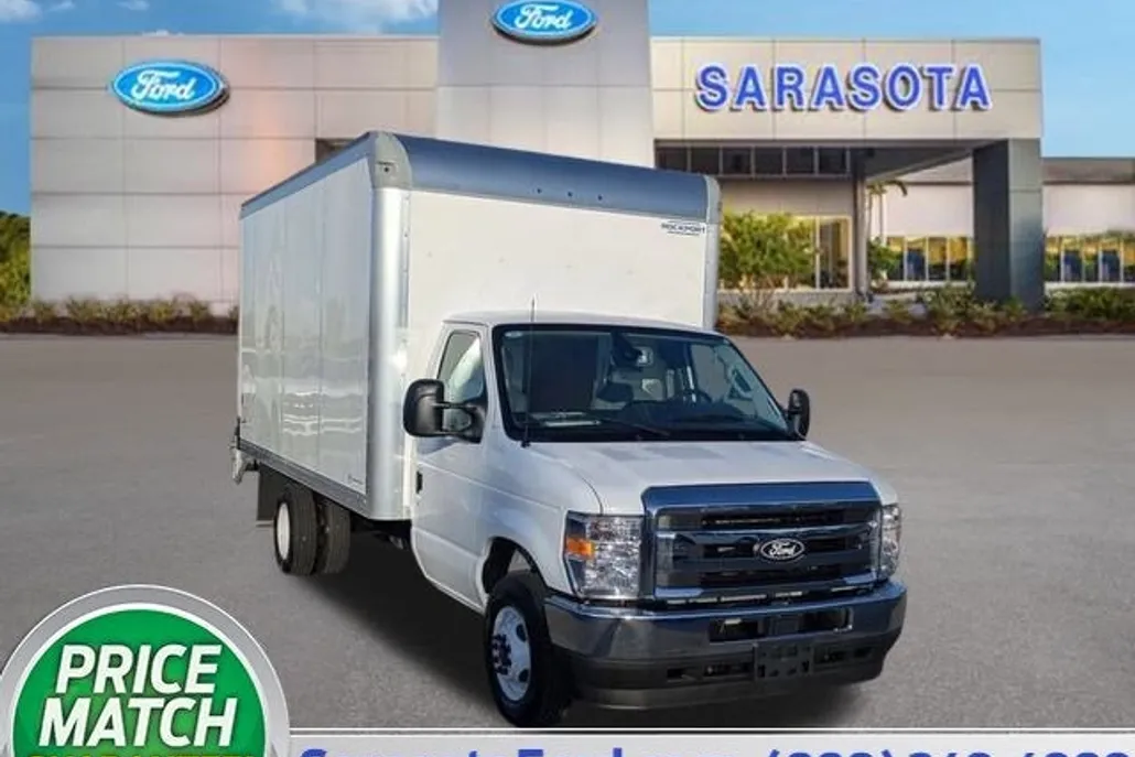 2026 Ford E-350 Base photo 1