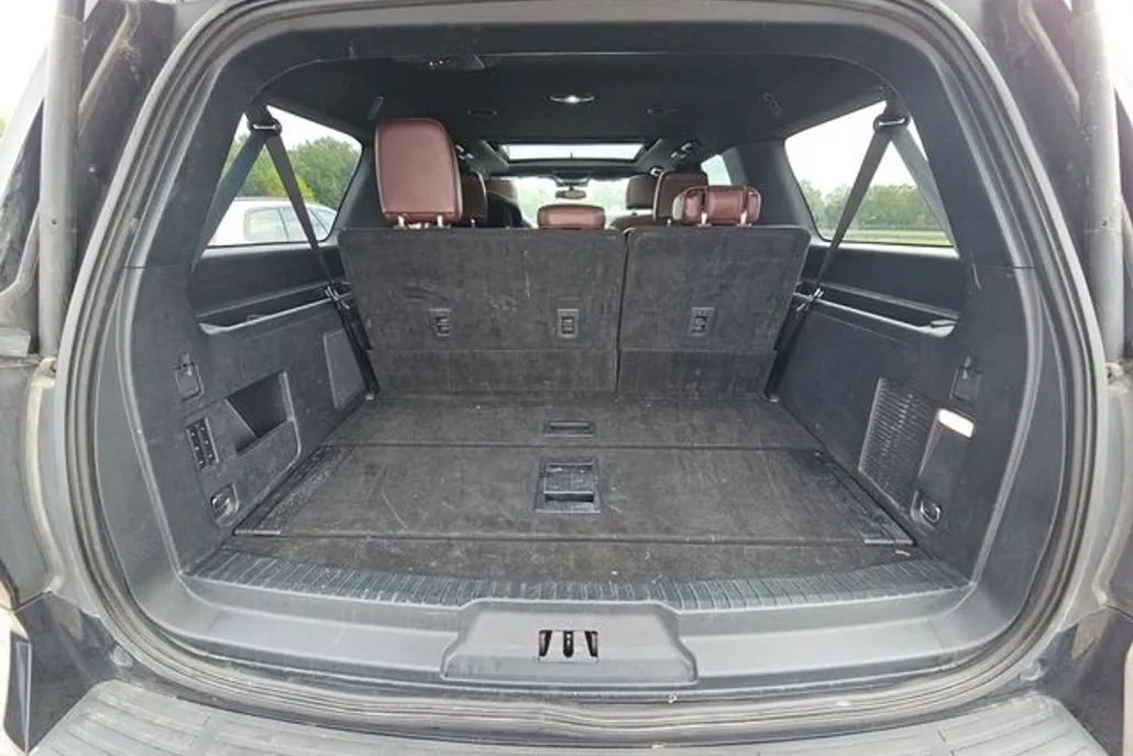 2023 Ford Expedition MAX Limited photo 1