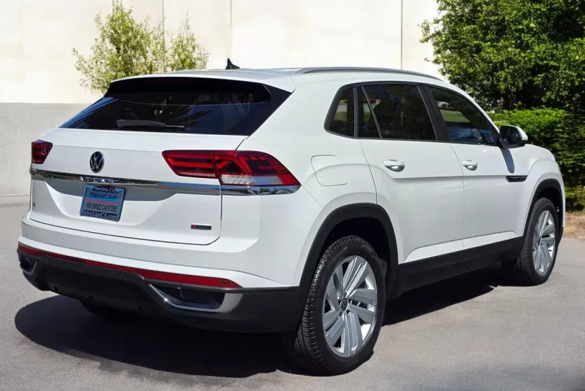 2021 Volkswagen Atlas Cross Sport SE Technology photo 1