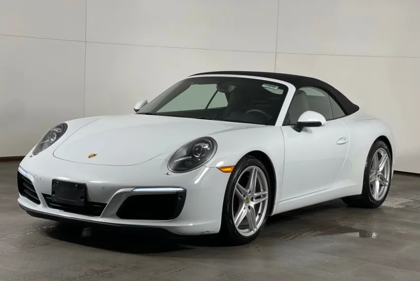 2017 Porsche 911 Cabriolet photo 1