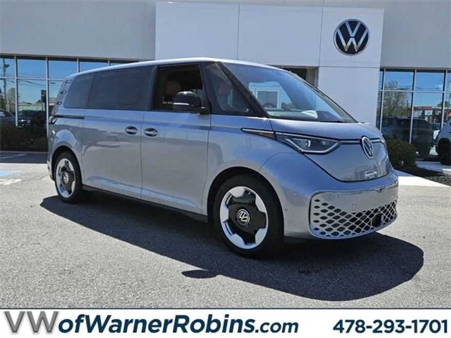2025 Volkswagen ID. Buzz Pro Plus photo 1