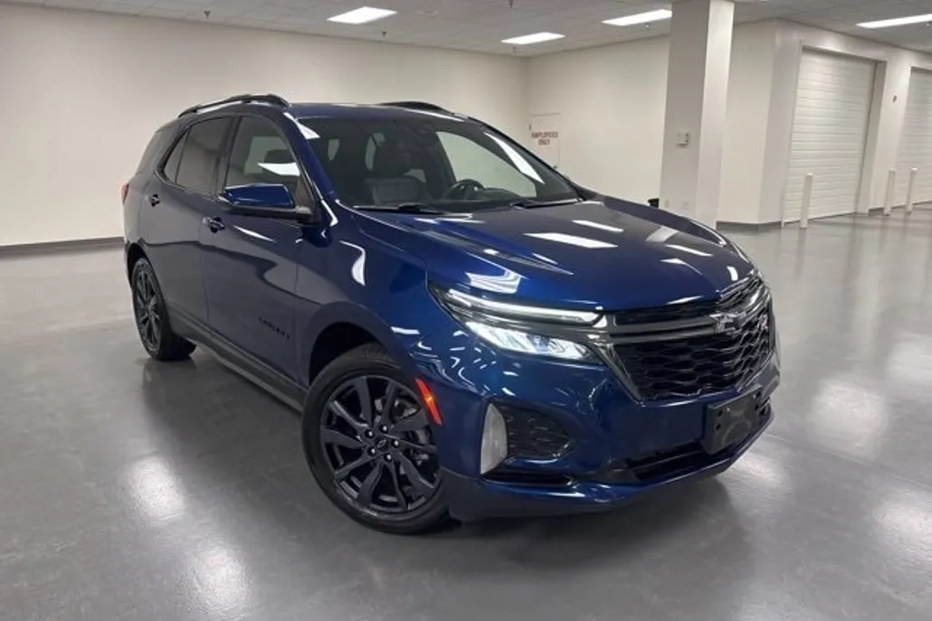 2022 Chevrolet Equinox RS photo 1