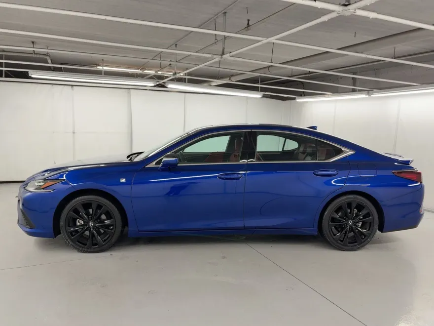 2023 Lexus ES 350 F SPORT Design photo 1