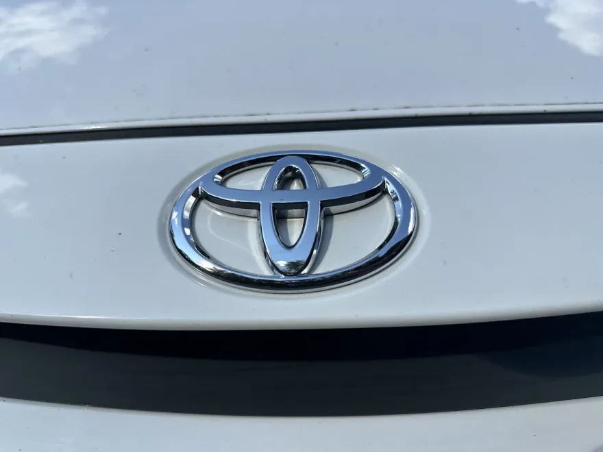 2020 Toyota Corolla SE photo 1