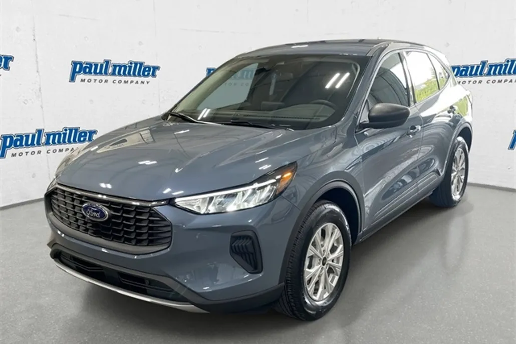 2026 Ford Escape Active photo 1
