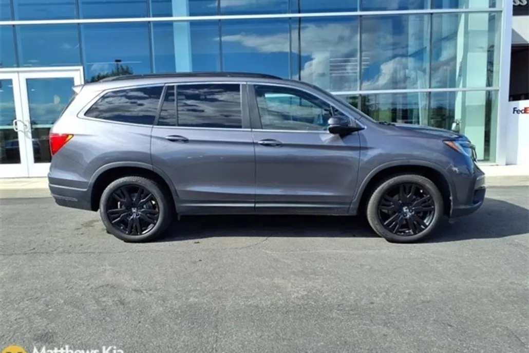 2021 Honda Pilot Special Edition photo 1