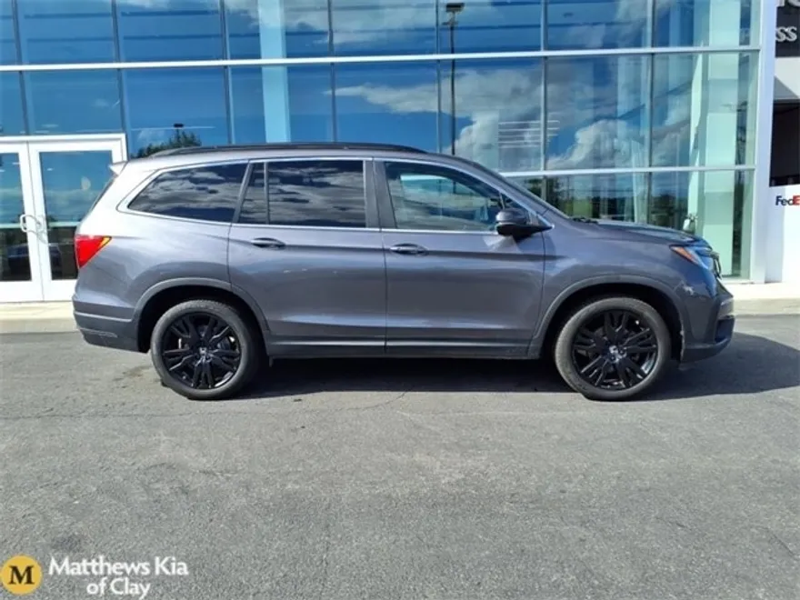 2021 Honda Pilot Special Edition photo 1