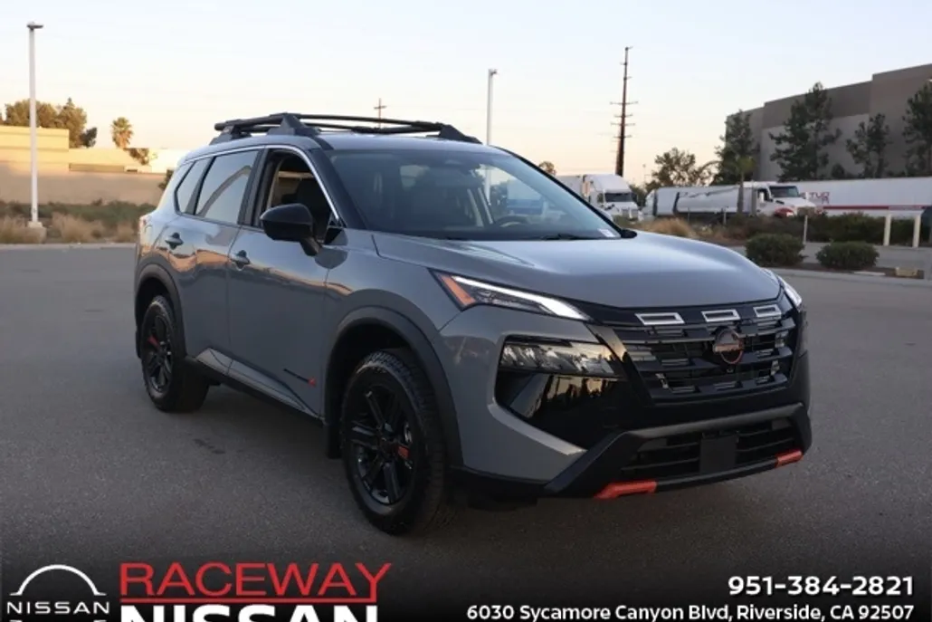 2026 Nissan Rogue SV photo 1