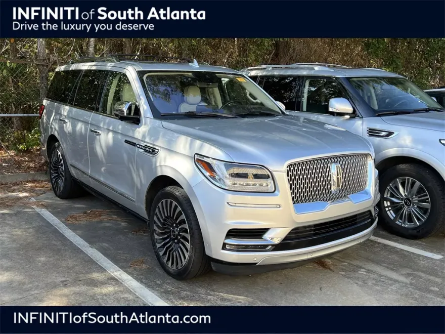 2019 Lincoln Navigator Black Label photo 1