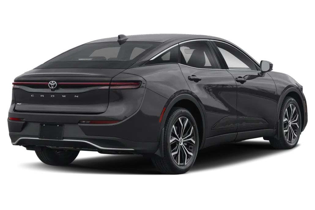 2023 Toyota Crown XLE photo 1