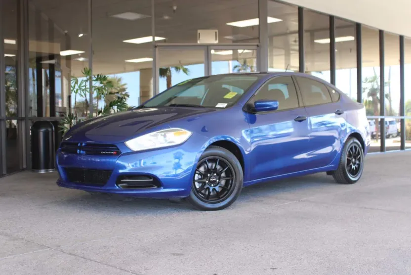 2013 Dodge Dart SE photo 1
