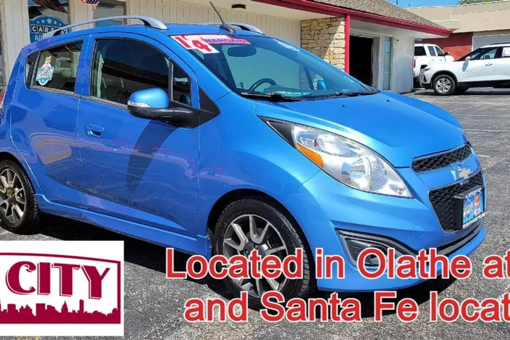 2014 Chevrolet Spark LT photo 1
