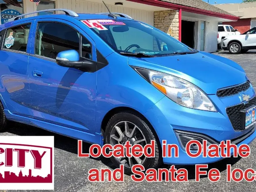 2014 Chevrolet Spark LT photo 1