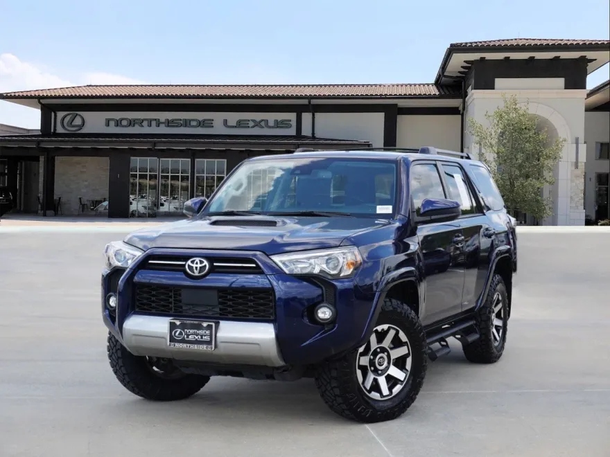 2022 Toyota 4Runner TRD photo 1
