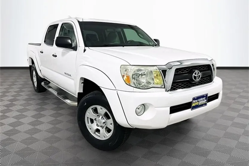 2011 Toyota Tacoma Base photo 1