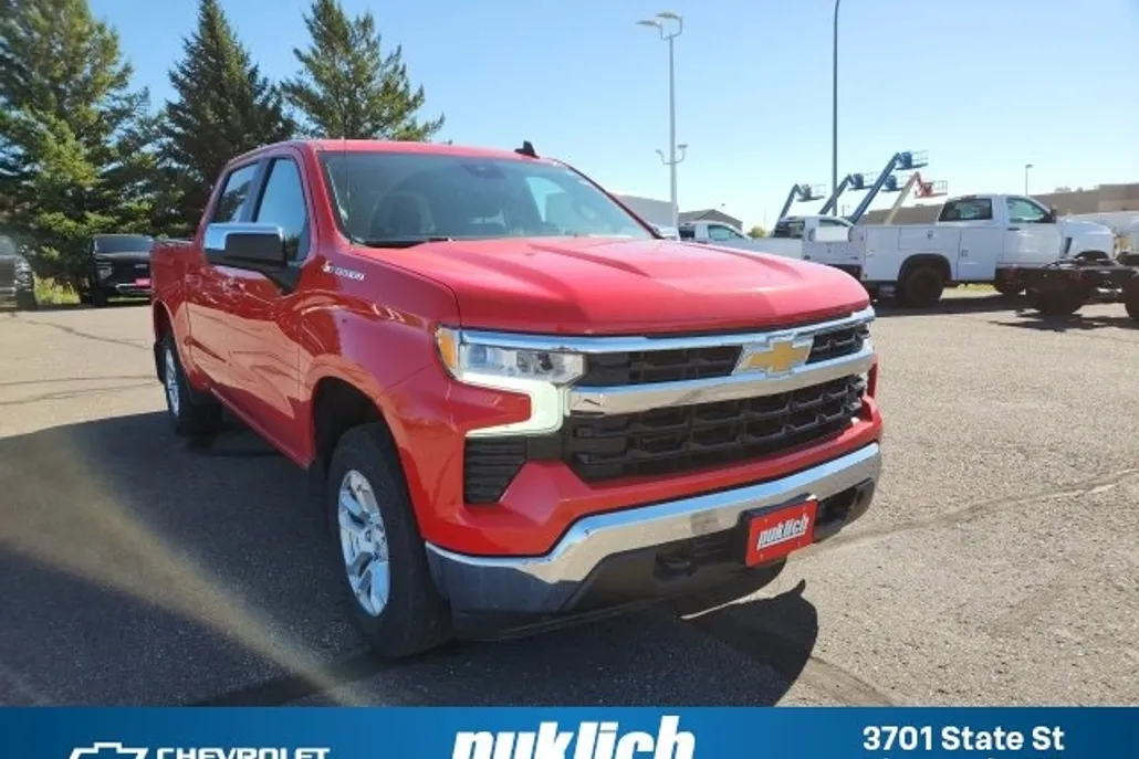 2022 Chevrolet Silverado 1500 LT photo 1