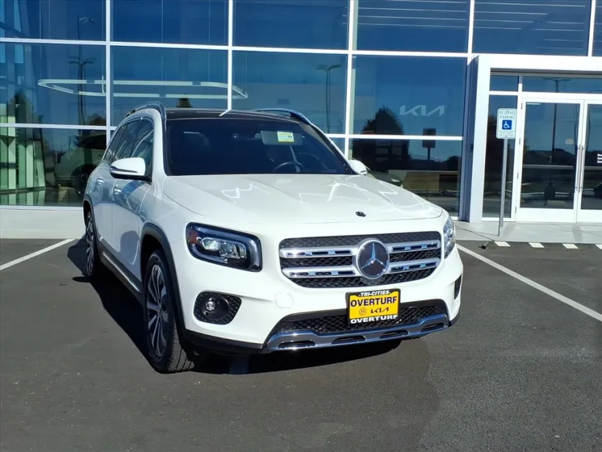 2020 Mercedes Benz GLB 250 4MATIC photo 1