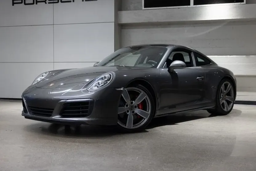 2019 Porsche 911 4S photo 1