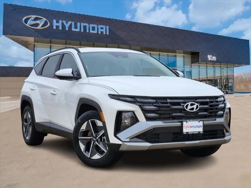 2025 Hyundai Tucson SEL photo 1