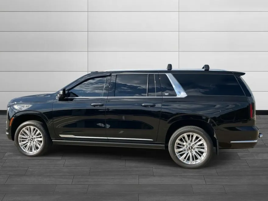 2025 Cadillac Escalade ESV Premium Luxury photo 1